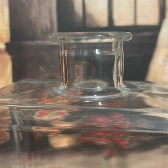 Vintage Reserve 2-piece Glass Decanter
